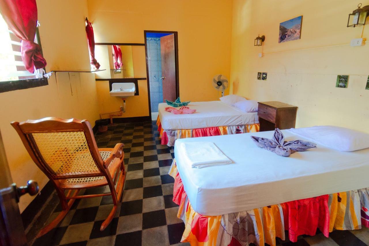Hostal Lazybones León Kültér fotó