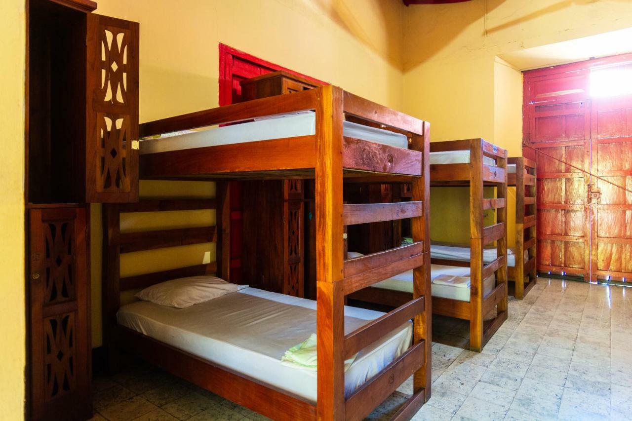 Hostal Lazybones León Kültér fotó