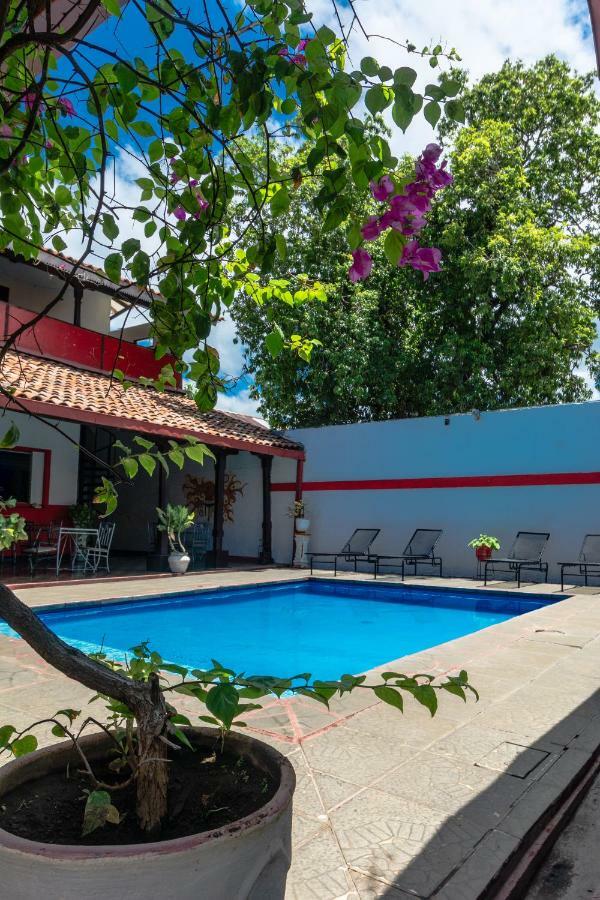Hostal Lazybones León Kültér fotó