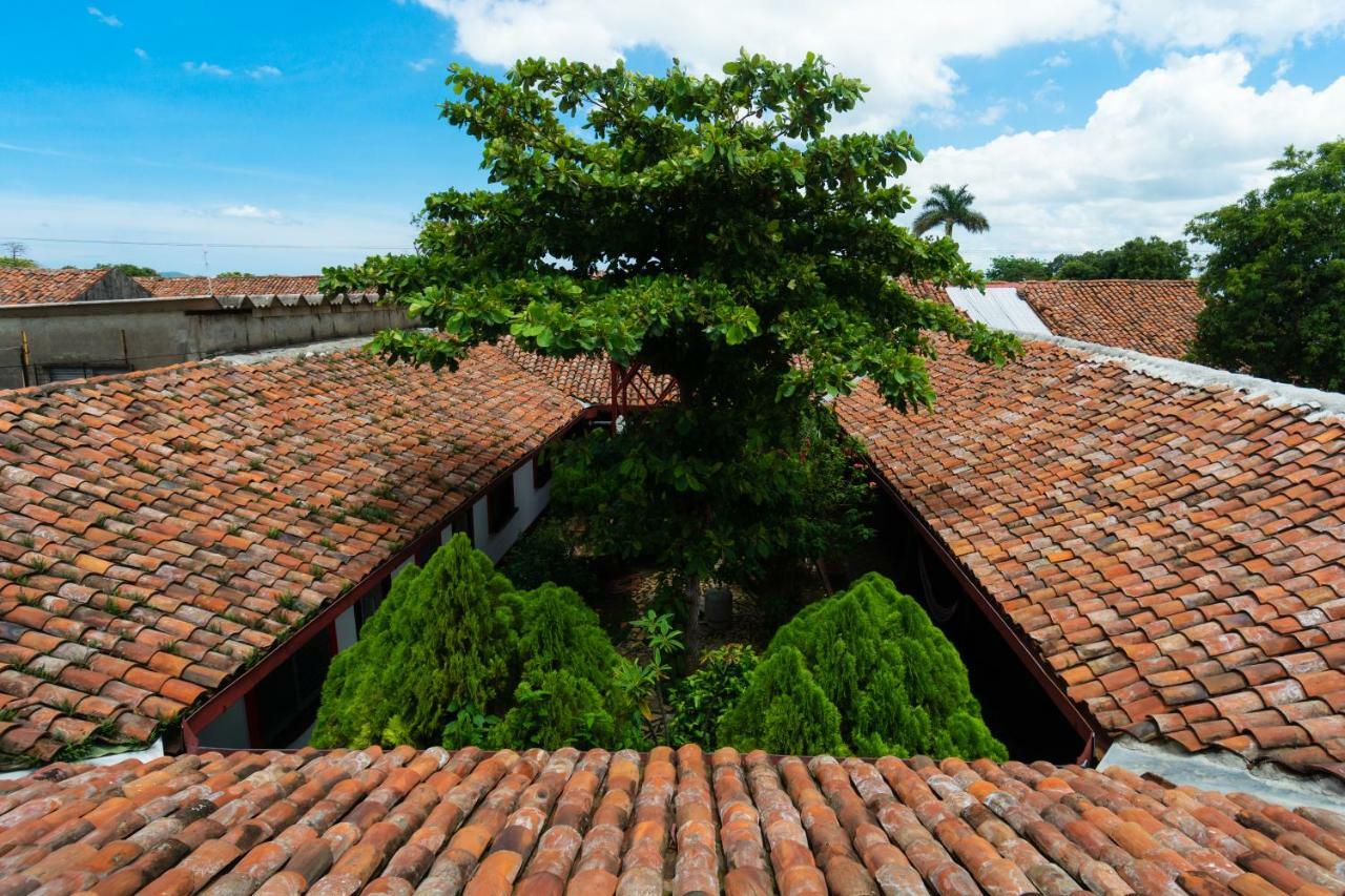 Hostal Lazybones León Kültér fotó